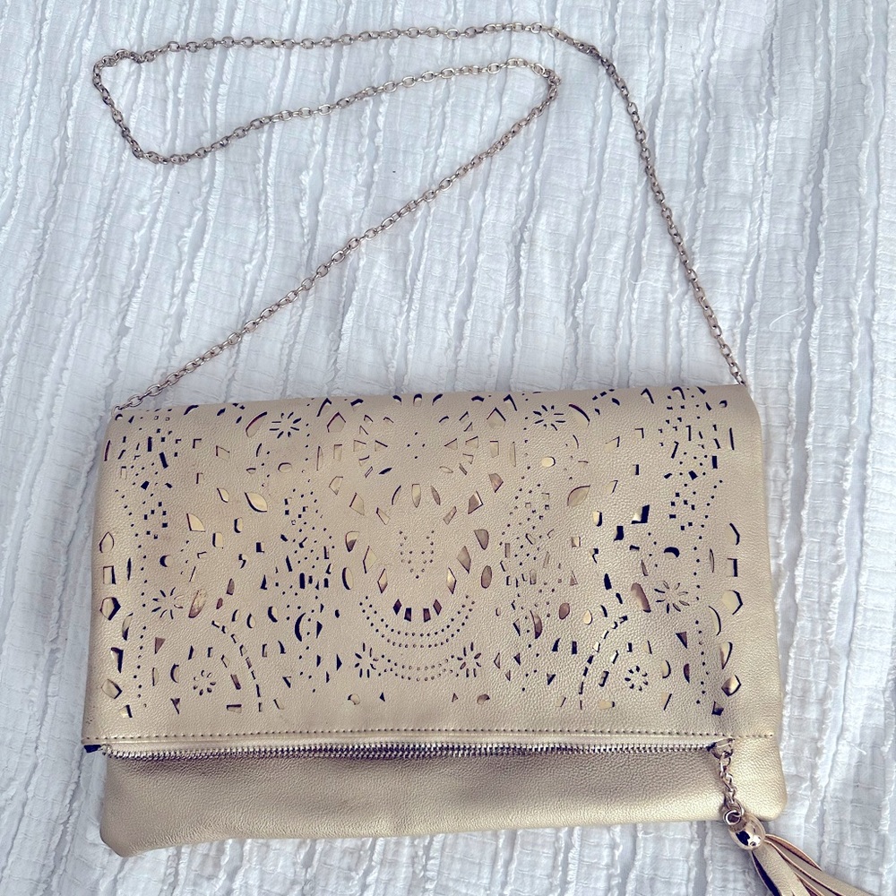 STUNNING 🤩 Gold cross body purse!